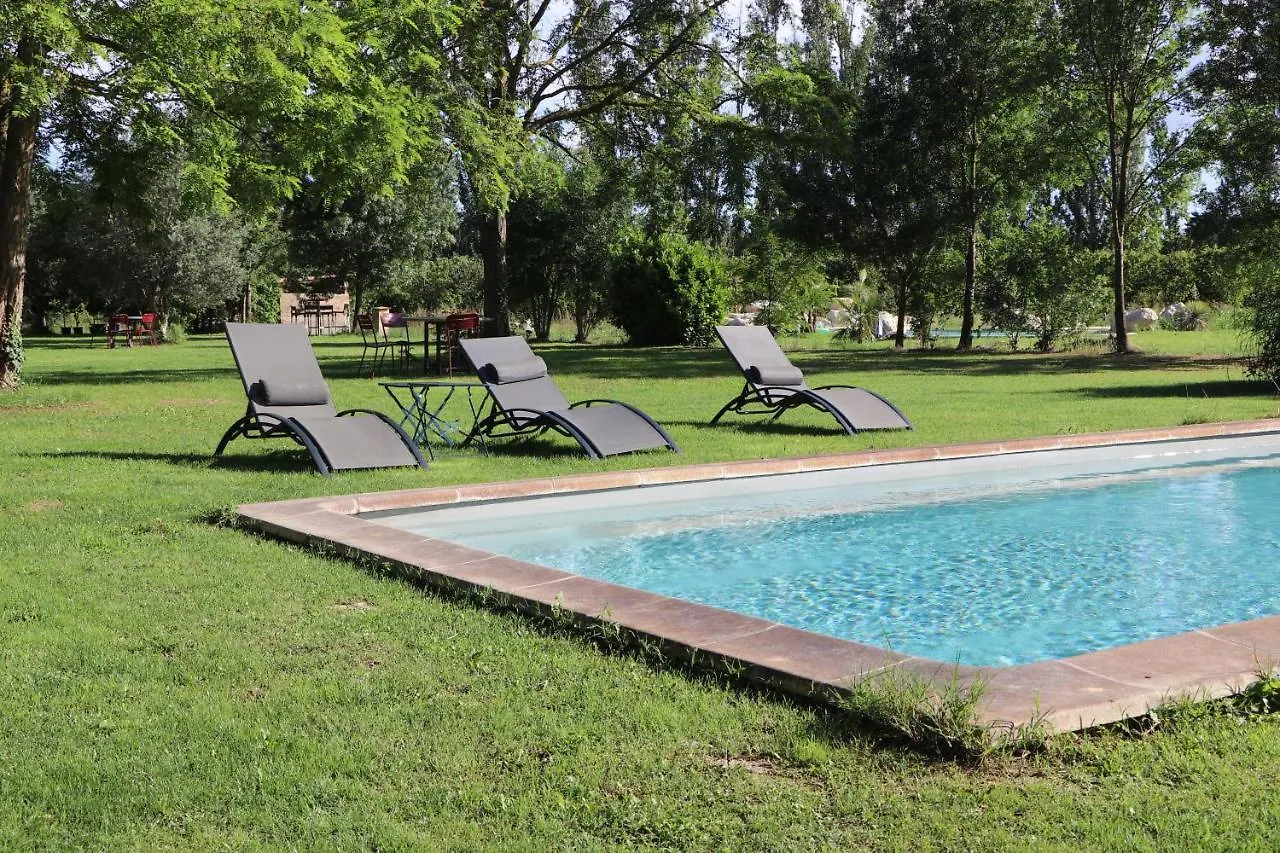 Frühstückspension Le Mas Des Cerisiers Jacuzzi Et Sauna Inclus Pour Tous Les Logements Avignon