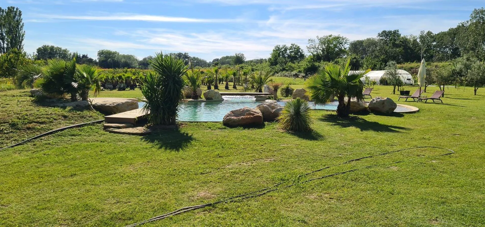 Le Mas Des Cerisiers Jacuzzi Et Sauna Inclus Pour Tous Les Logements Avignon