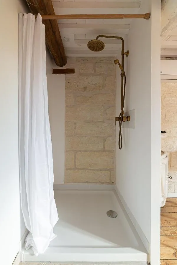 Le Mas Des Cerisiers Jacuzzi Et Sauna Inclus Pour Tous Les Logements Avignon Frühstückspension